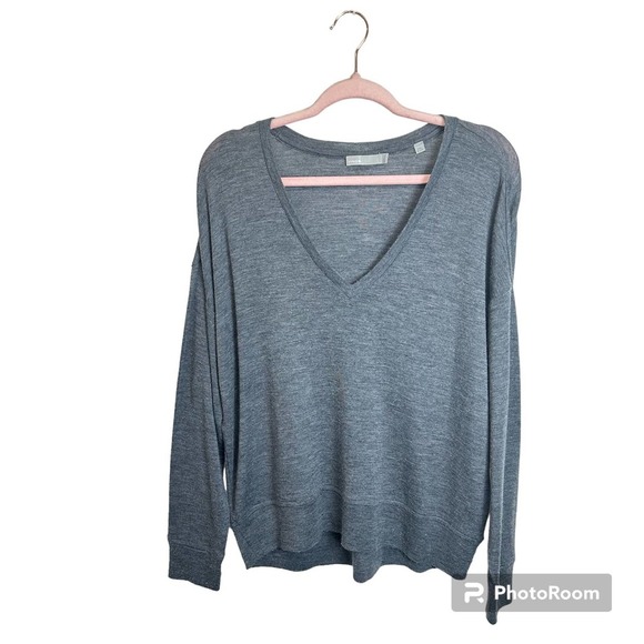 VINCE 100% Wool‎ Sweater Women’s S Gray V-neck Long Sleeve Knit Slouchy Neutra - Picture 5 of 12